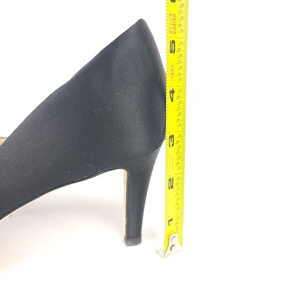 Badgley Mischka Cher Crystal Embellished Pumps Size 9.5 - Picture 3 of 13